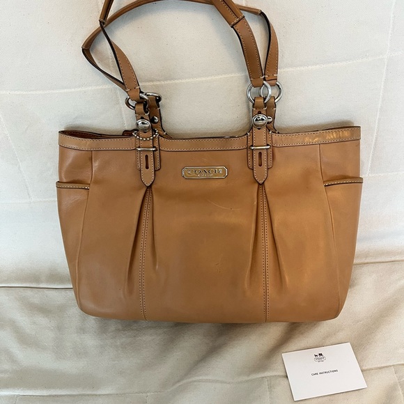 Coach tan leather shoulder bag - Picture 7 of 9